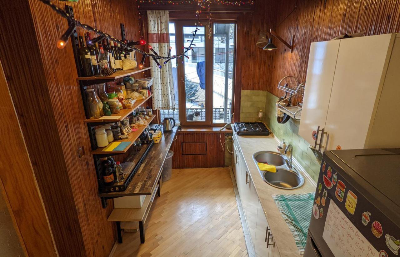 Bao Hostel Кутаїсі Екстер'єр фото
