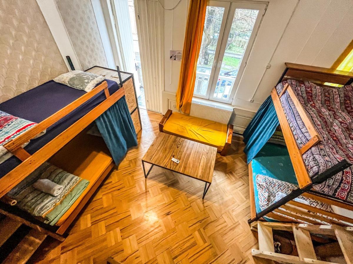 Bao Hostel Кутаїсі Екстер'єр фото