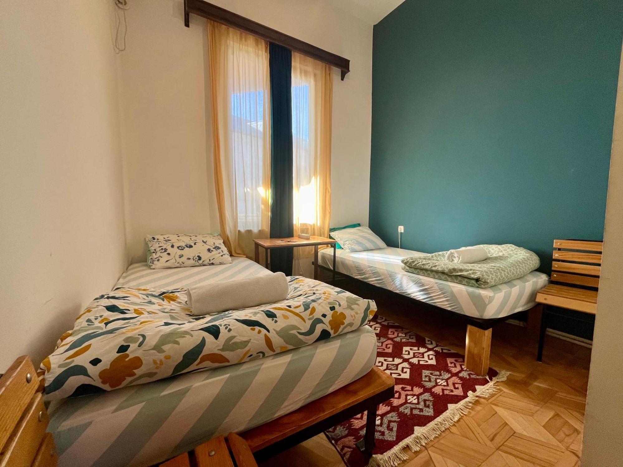 Bao Hostel Кутаїсі Екстер'єр фото